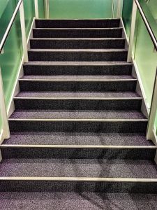 「退職代行」はあなたの意思を企業に即座に伝えるサービスです。